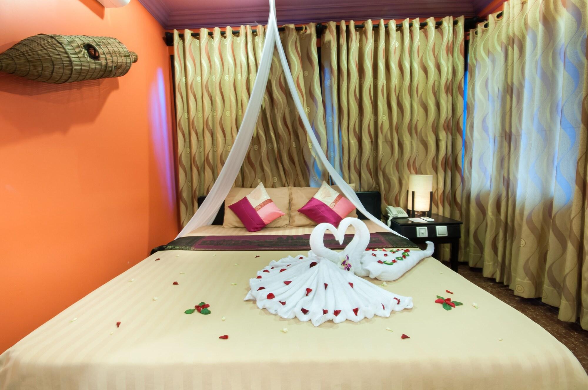 Golden Butterfly Villa Сиемрип Экстерьер фото