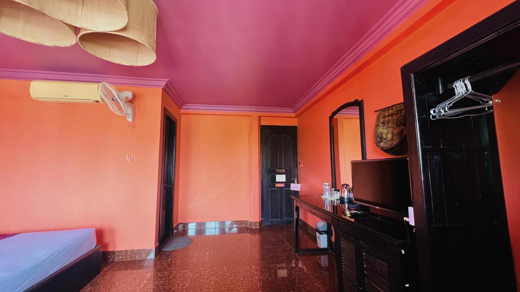 Golden Butterfly Villa Сиемрип Экстерьер фото